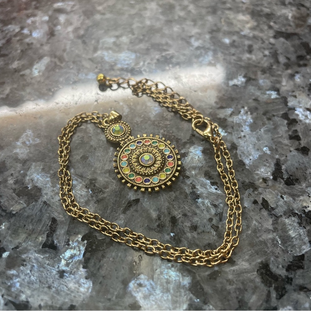 2/$25 or 3/$30 NWOT Boho enamel antique bronze necklace w/crystal accents - Picture 4 of 6